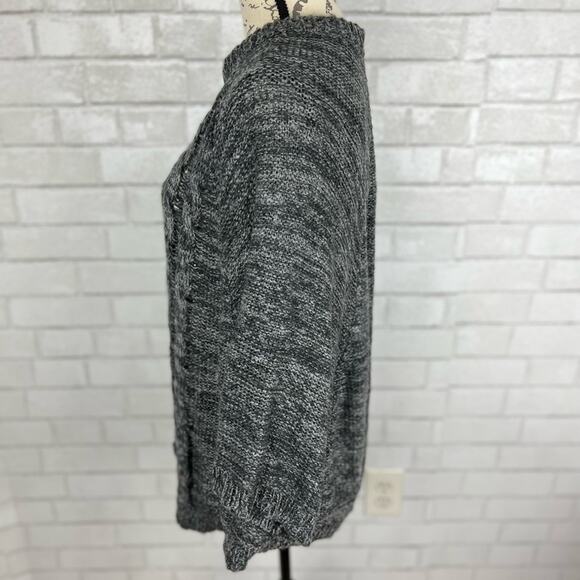 Mystree Gray Short Dolman‎ Sleeve Cable Knit Sweater Size Medium / Large - Picture 7 of 11